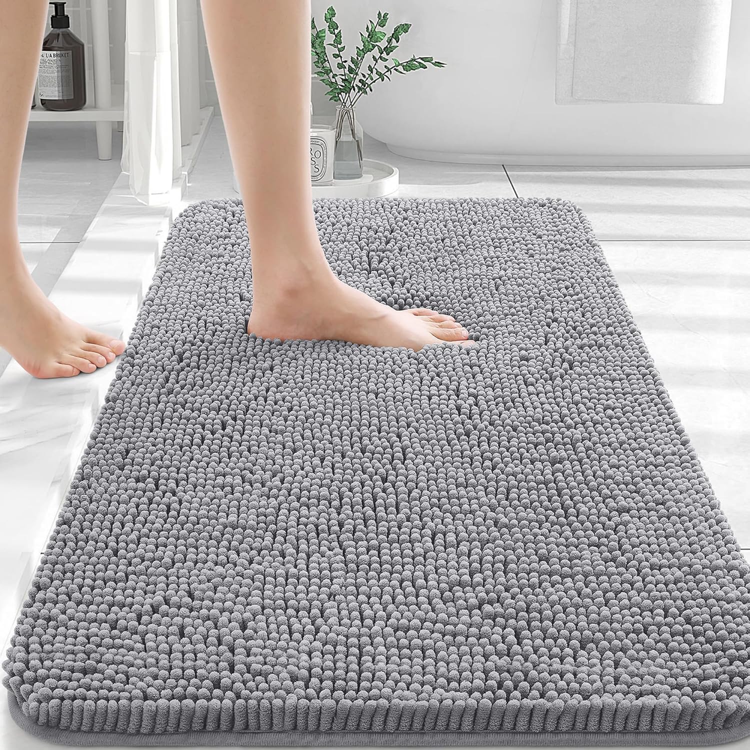 OLANLY Chenille Bath Rug in plush gray showing thick pile texture and non-slip backing